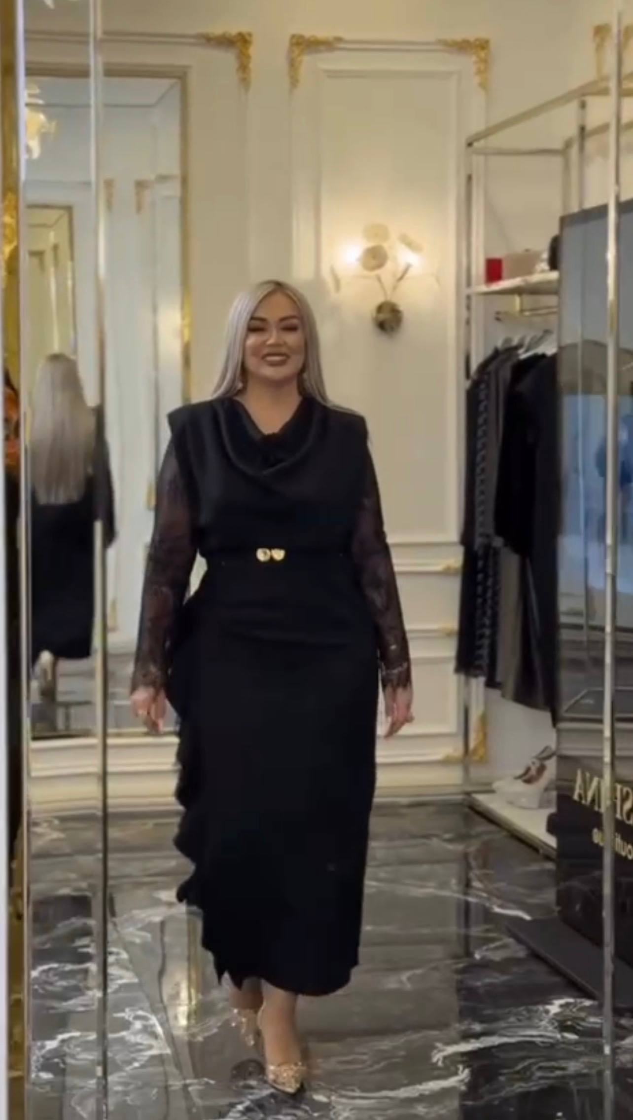 Robe avec dentelle